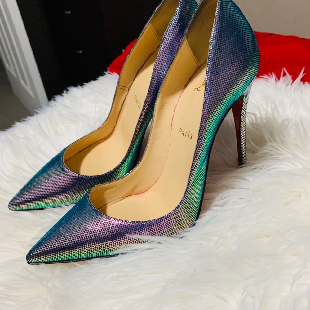 Christian Louboutin red bottom 39